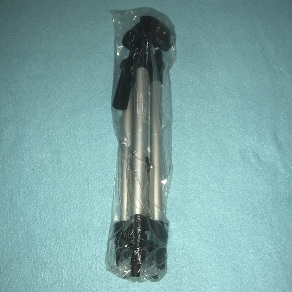 X IT PRO SERIES 50” Tripod with level designed for camcorder & DSLR’s NEW IN BOX - Picture 5 of 10